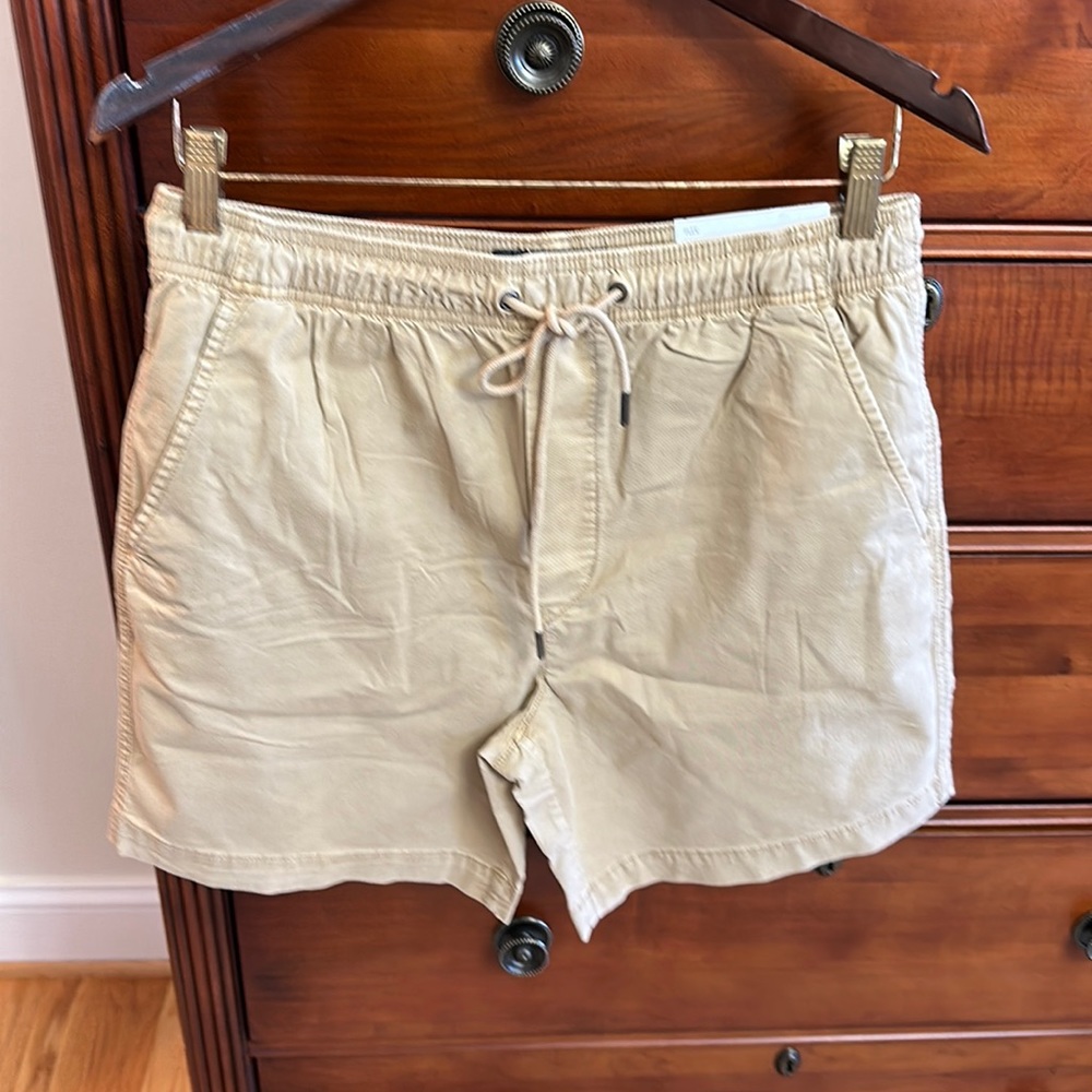 NWT American Eagle khaki shorts